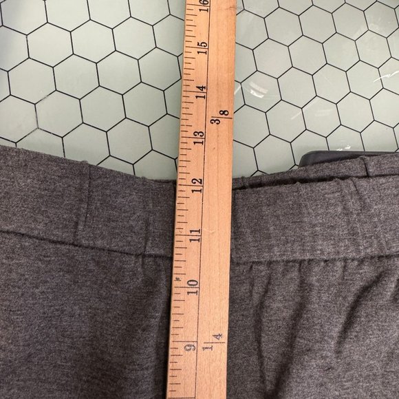 Eileen Fisher Capri Pants Womens LP Gray Pull On Stretch Elastic Soft Cuffed - Picture 6 of 10